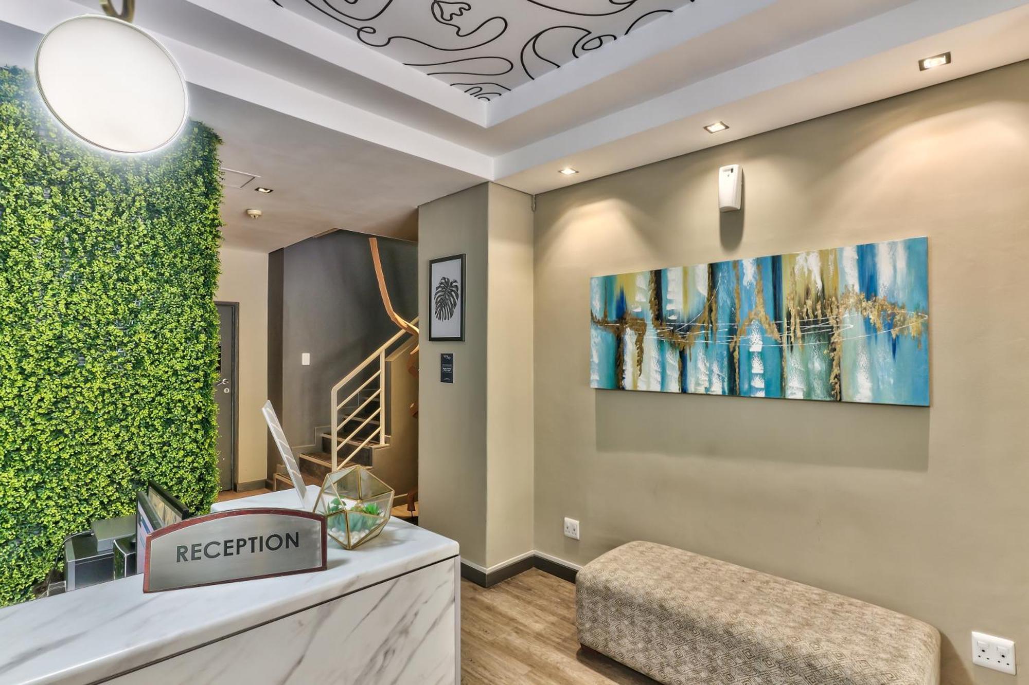 Wink Aparthotel Foreshore Cape Town Exterior photo